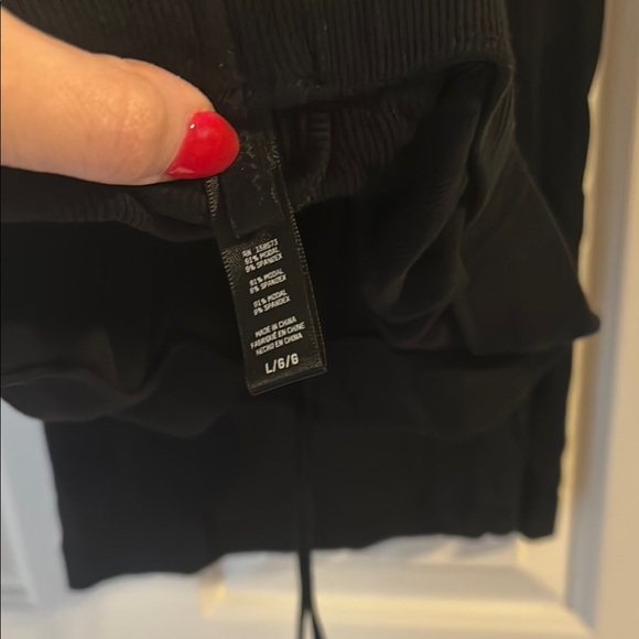 SKIMS super soft black ribbed pajama set, EUC, L - Picture 7 of 7